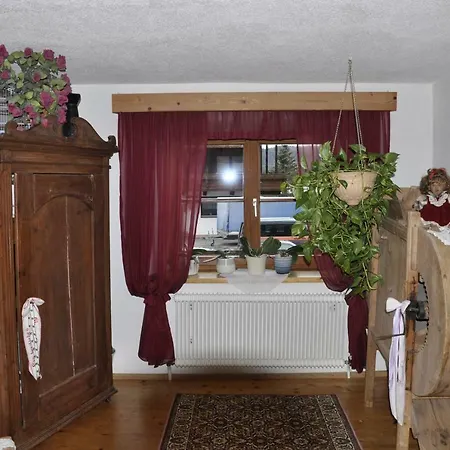 Stoeffelhof Bed & Breakfast Leutasch